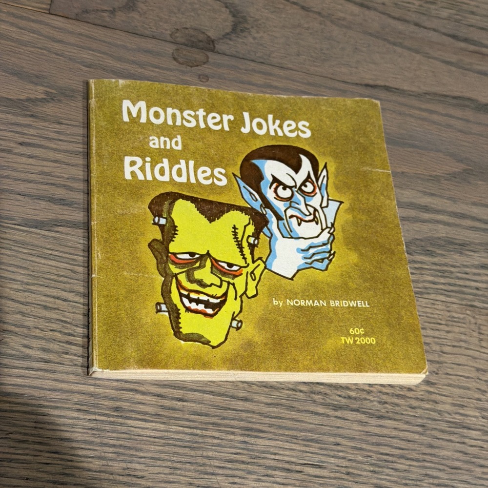1972 Monster Jokes And Riddles By Norman Bridwell 2nd Printing Halloween